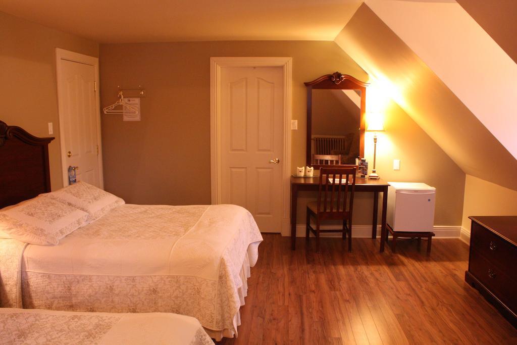 Auberge Chateau Lamontagne Sainte Anne-des-Chênes エクステリア 写真