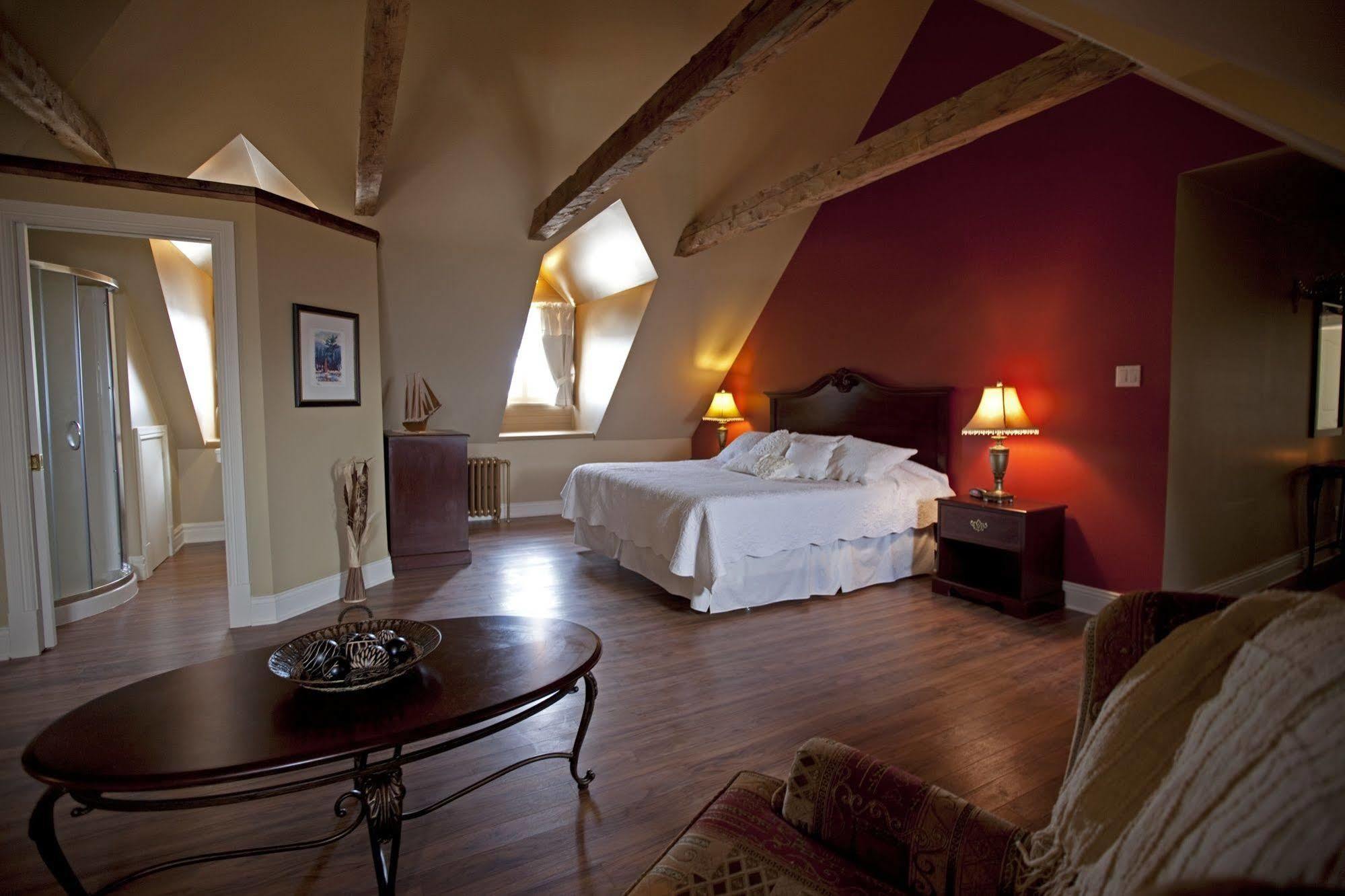Auberge Chateau Lamontagne Sainte Anne-des-Chênes エクステリア 写真